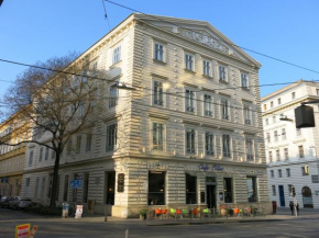 aeki CITY  Вена